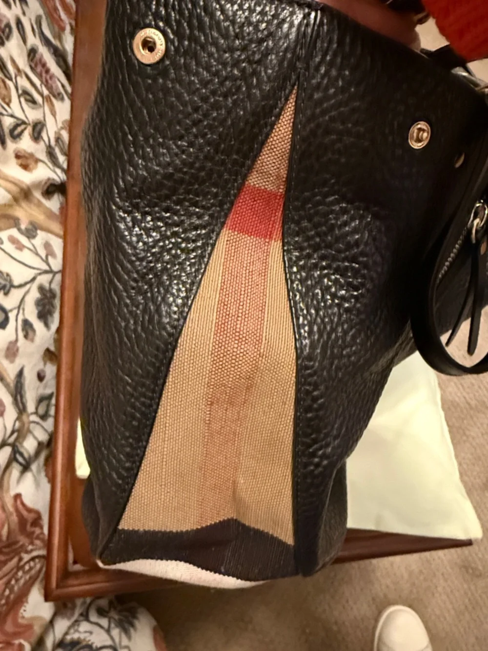 Burberry Black Pebbled Leather Shoulder Tote - Picture 3 of 13